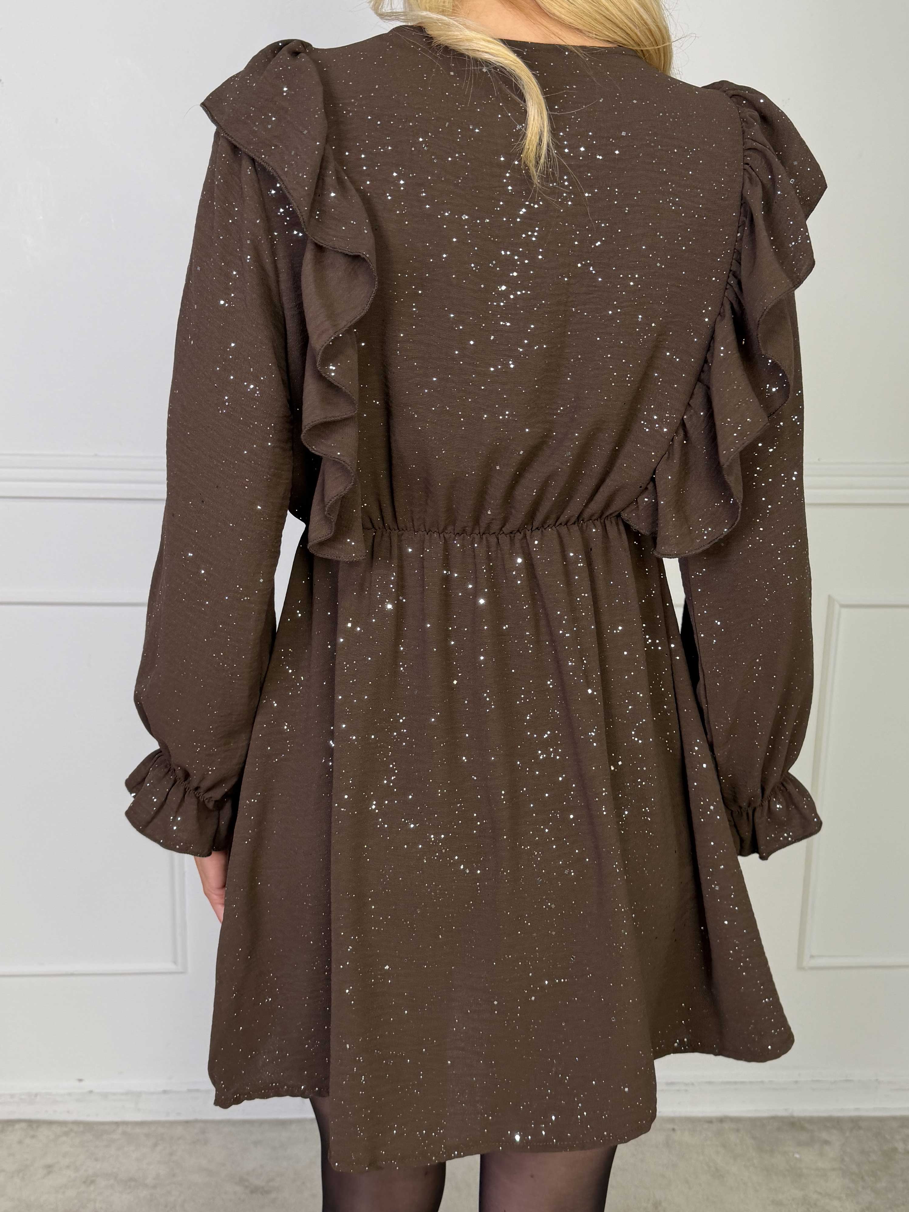 Gavy - Glittrende kjole med flæser